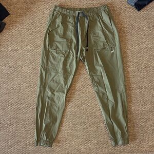 Fabletics Men's Sage Green Joggers